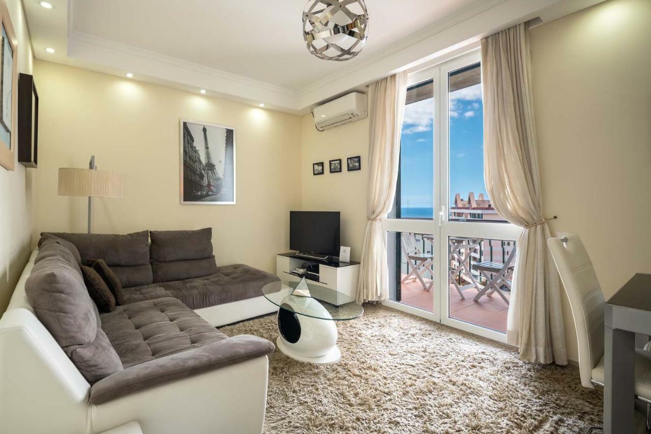 America Apartment By Holiday Rental Madeira Фуншал Экстерьер фото